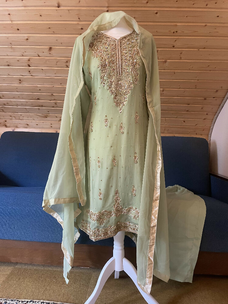 Shifon Fency Suit Tilla Work