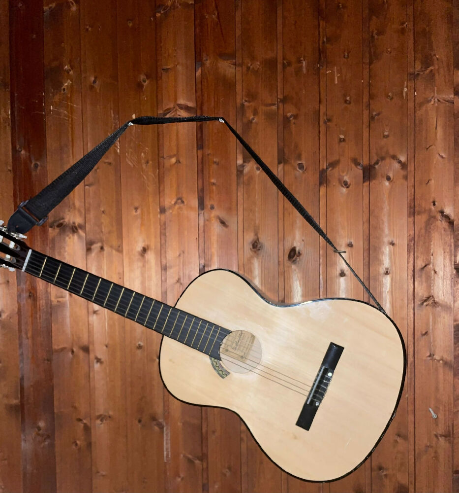 Spiel Gitarre