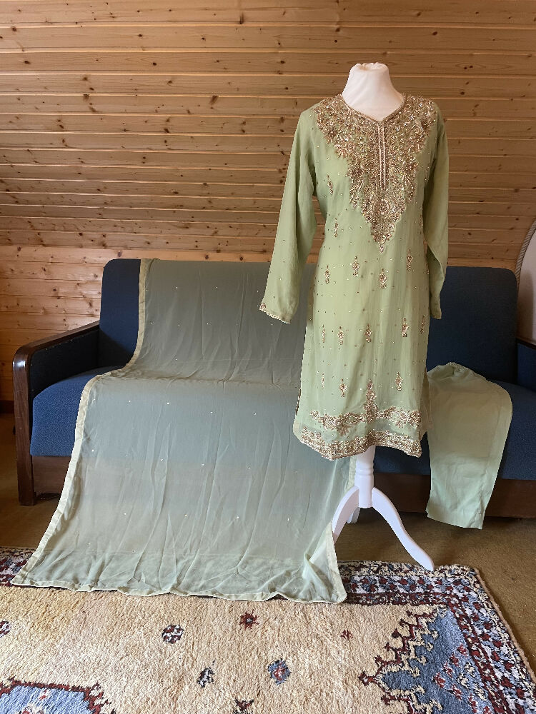 Shifon Fency Suit Tilla Work